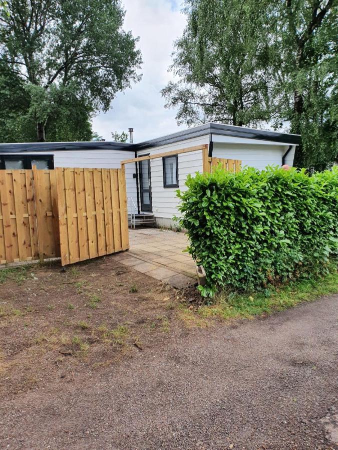 Comfortabel En Gezellig Familie Chalet Tot 6 Personen Op De Veluwe Bungalowpark De Kern Putten Zewnętrze zdjęcie