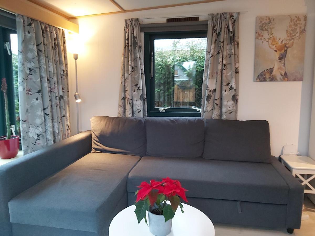Comfortabel En Gezellig Familie Chalet Tot 6 Personen Op De Veluwe Bungalowpark De Kern Putten Zewnętrze zdjęcie