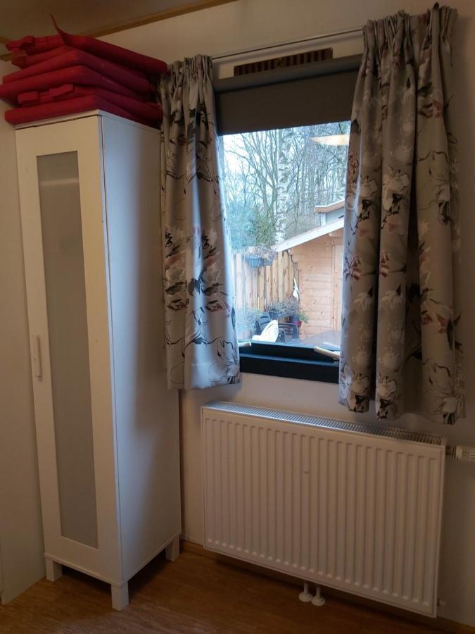 Comfortabel En Gezellig Familie Chalet Tot 6 Personen Op De Veluwe Bungalowpark De Kern Putten Zewnętrze zdjęcie