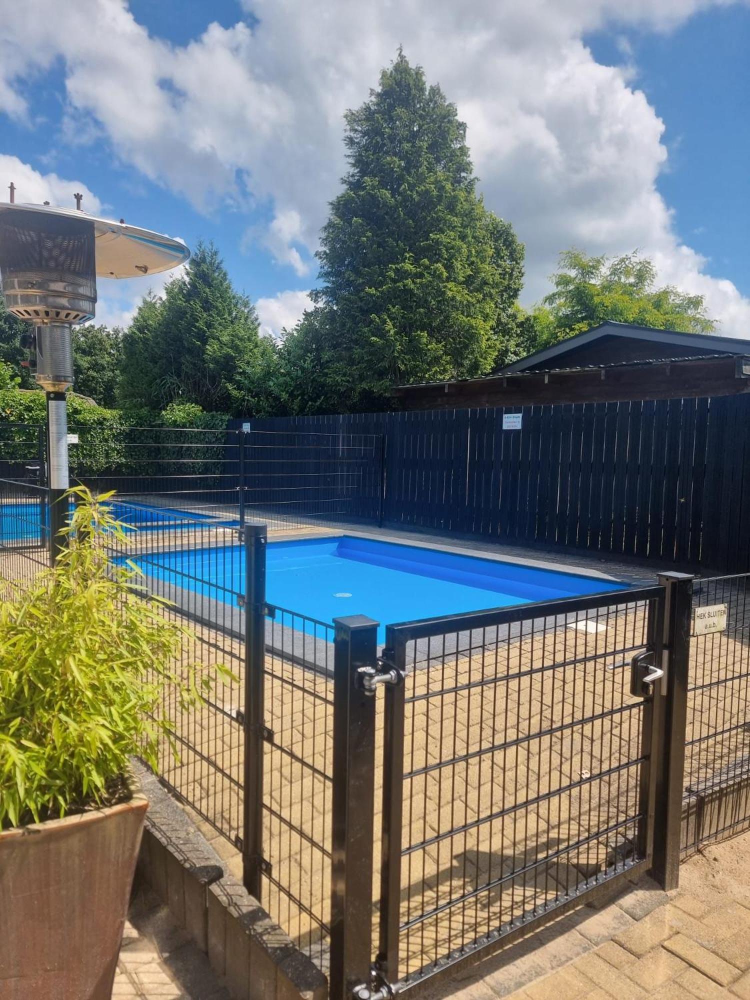 Comfortabel En Gezellig Familie Chalet Tot 6 Personen Op De Veluwe Bungalowpark De Kern Putten Zewnętrze zdjęcie
